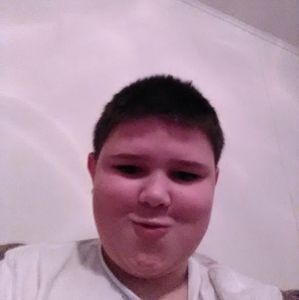 Meet your Posher, Ethan